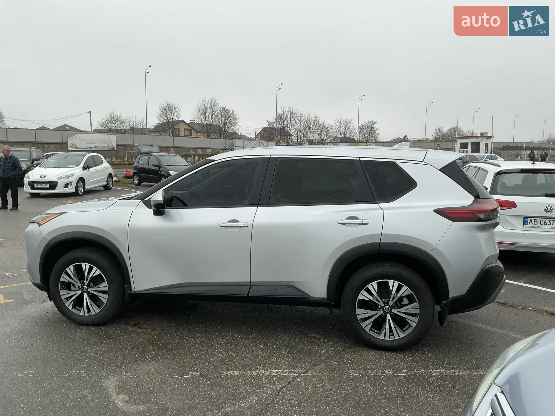 2021 Nissan Rogue - мініатюра 25
