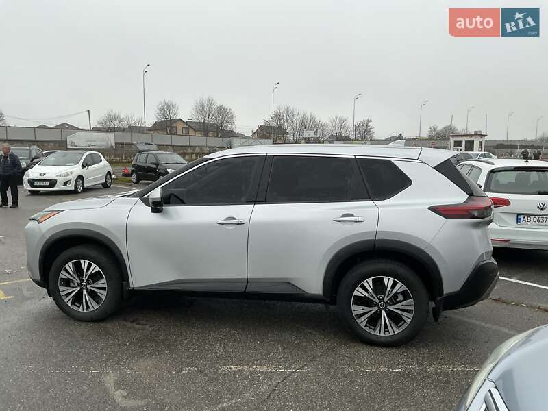 Позашляховик / Кросовер Nissan Rogue 2021 в Вінниці