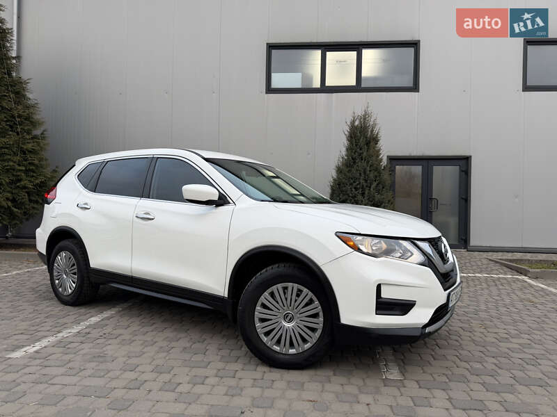 Внедорожник / Кроссовер Nissan Rogue 2018 в Ивано-Франковске