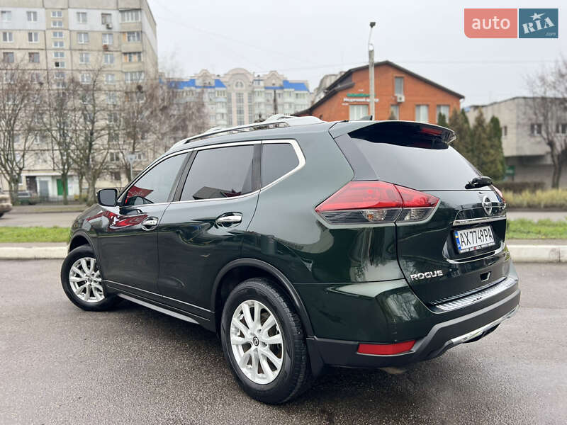Внедорожник / Кроссовер Nissan Rogue 2018 в Харькове