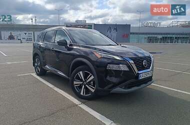 Внедорожник / Кроссовер Nissan Rogue 2021 в Киеве