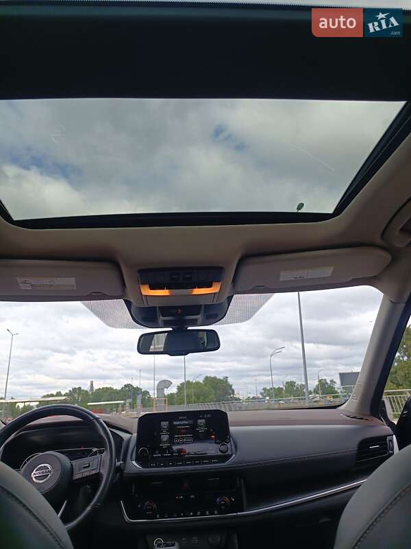 Внедорожник / Кроссовер Nissan Rogue 2021 в Киеве