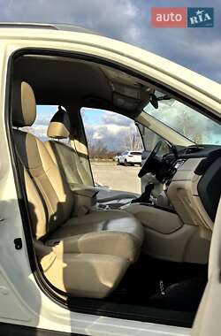 Внедорожник / Кроссовер Nissan Rogue 2018 в Запорожье