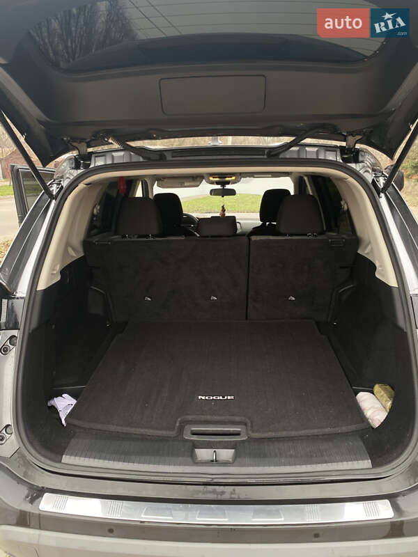 Внедорожник / Кроссовер Nissan Rogue 2020 в Запорожье