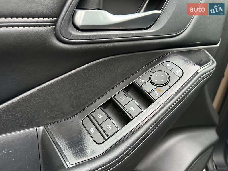 Позашляховик / Кросовер Nissan Rogue 2024 в Тернополі