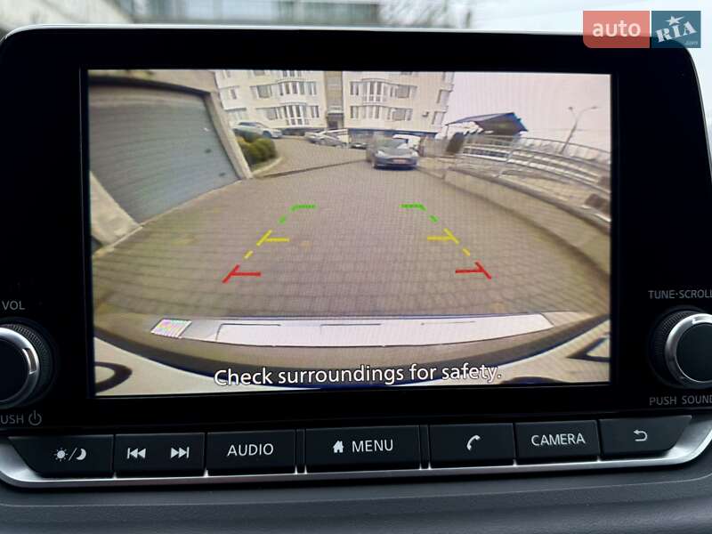 Позашляховик / Кросовер Nissan Rogue 2024 в Тернополі