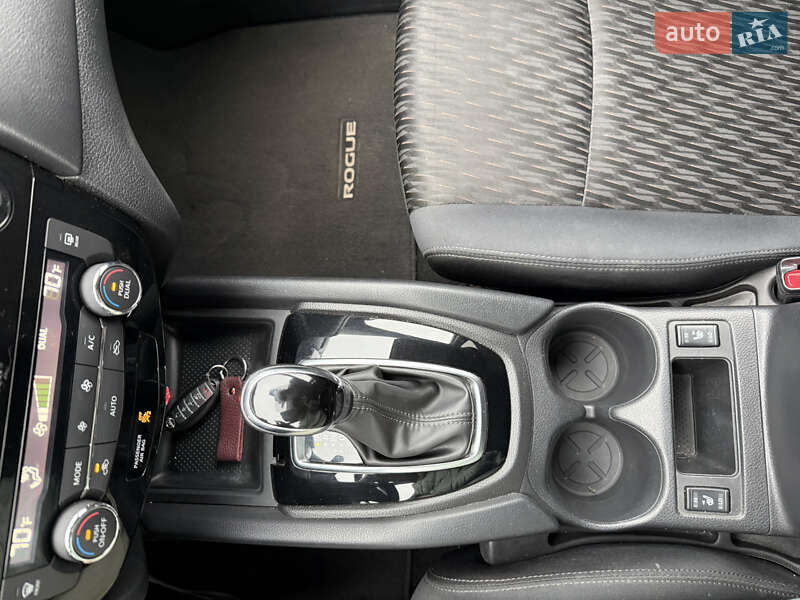 Позашляховик / Кросовер Nissan Rogue 2019 в Кропивницькому