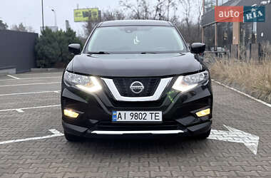Внедорожник / Кроссовер Nissan Rogue 2020 в Киеве