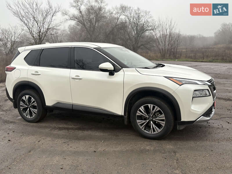 Внедорожник / Кроссовер Nissan Rogue 2022 в Каменском