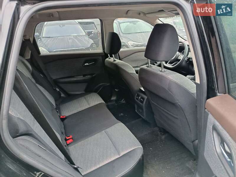 Внедорожник / Кроссовер Nissan Rogue 2021 в Луцке