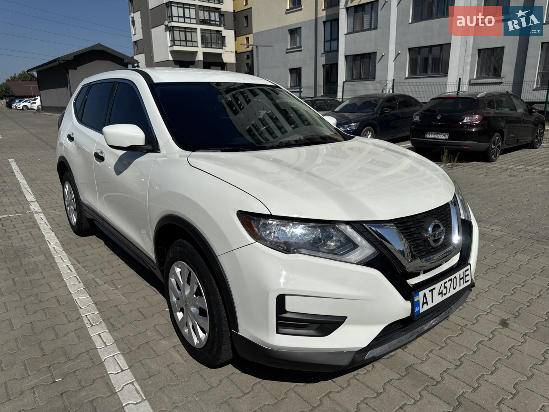 2016 Nissan Rogue - мініатюра 3