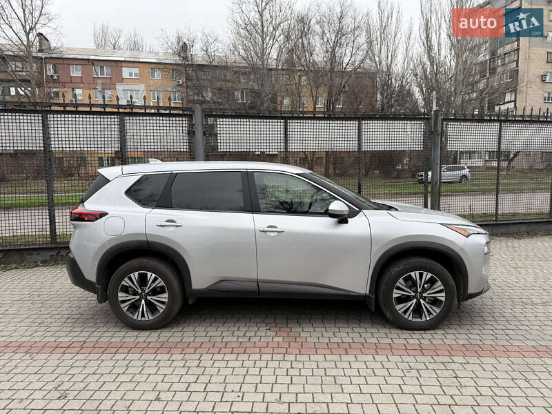 Позашляховик / Кросовер Nissan Rogue 2023 в Запоріжжі