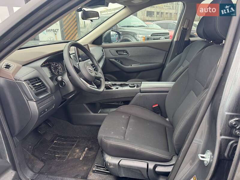 Позашляховик / Кросовер Nissan Rogue 2023 в Львові