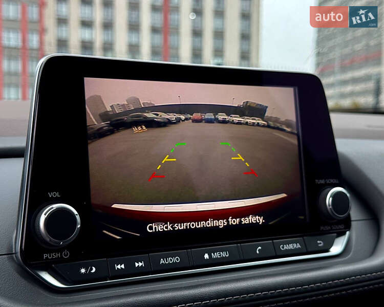 Внедорожник / Кроссовер Nissan Rogue 2022 в Киеве