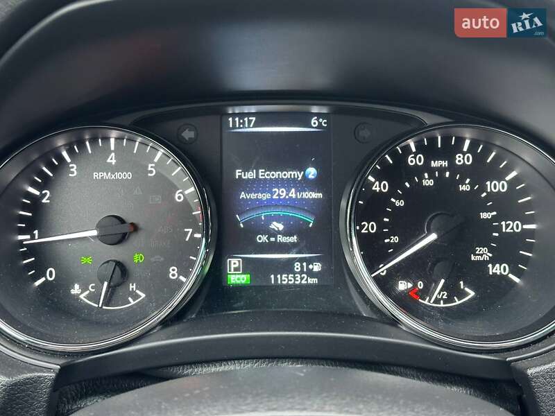 Внедорожник / Кроссовер Nissan Rogue 2017 в Киеве