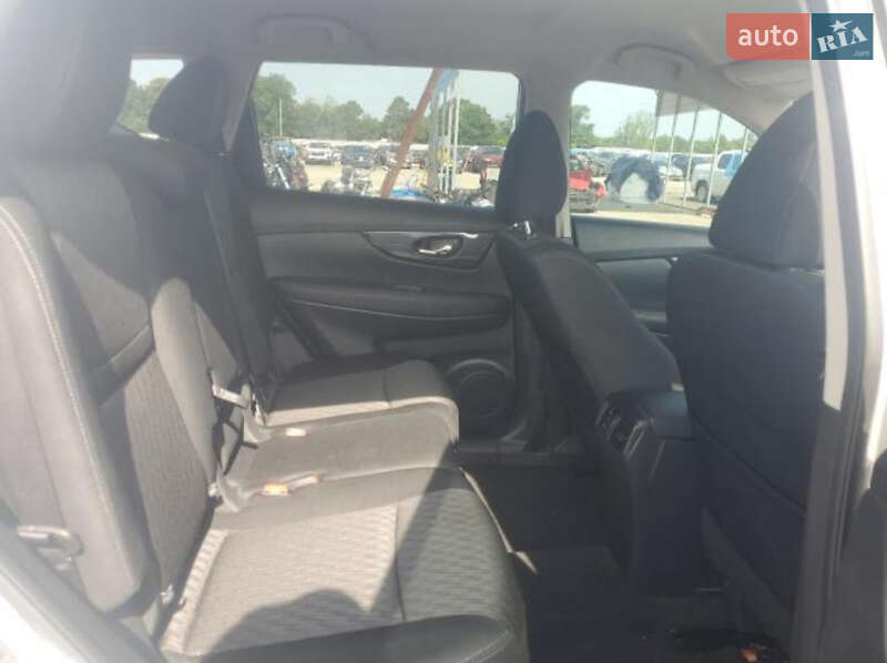 Внедорожник / Кроссовер Nissan Rogue 2019 в Львове