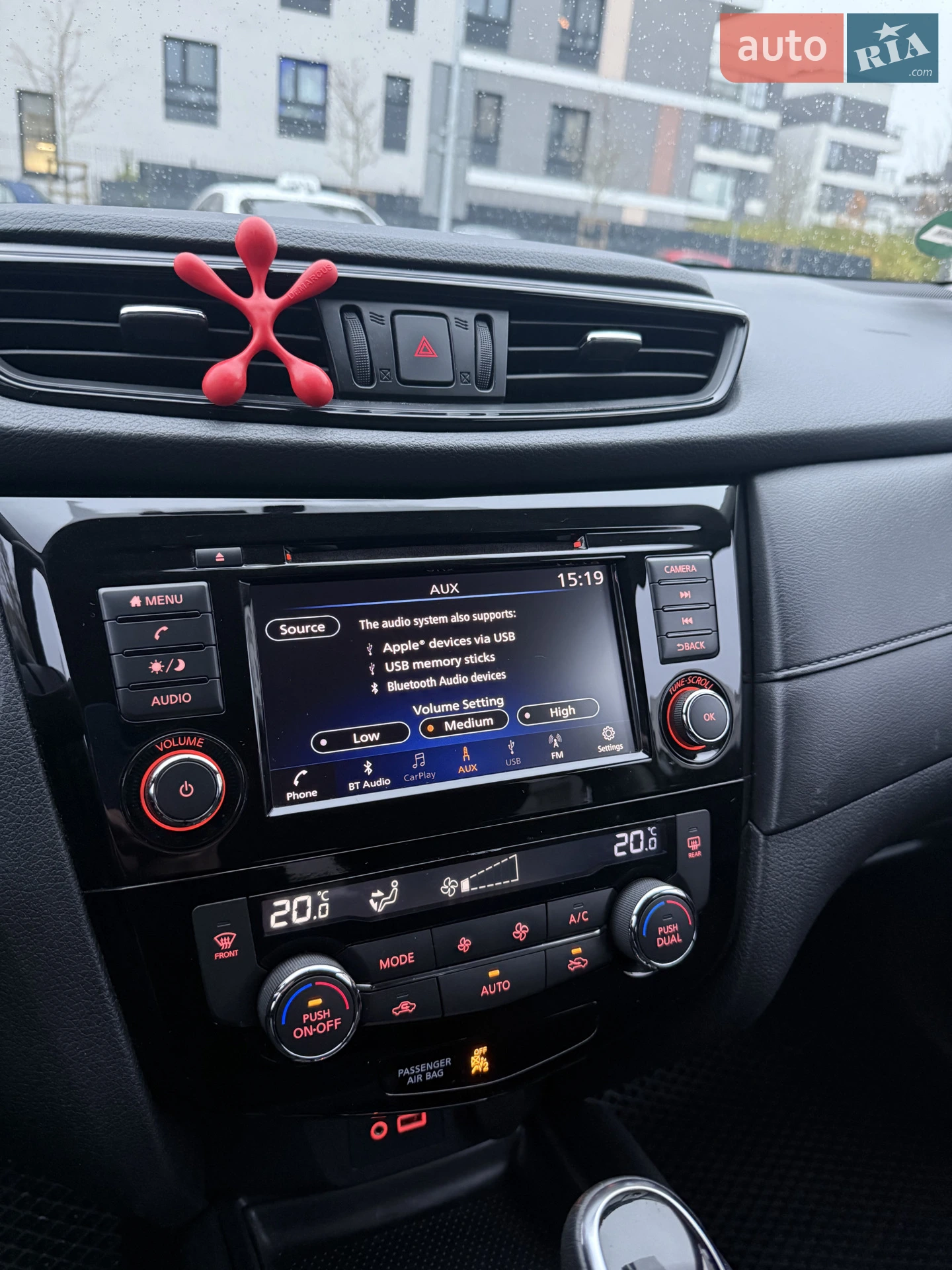 2017 Nissan Rogue - мініатюра 15