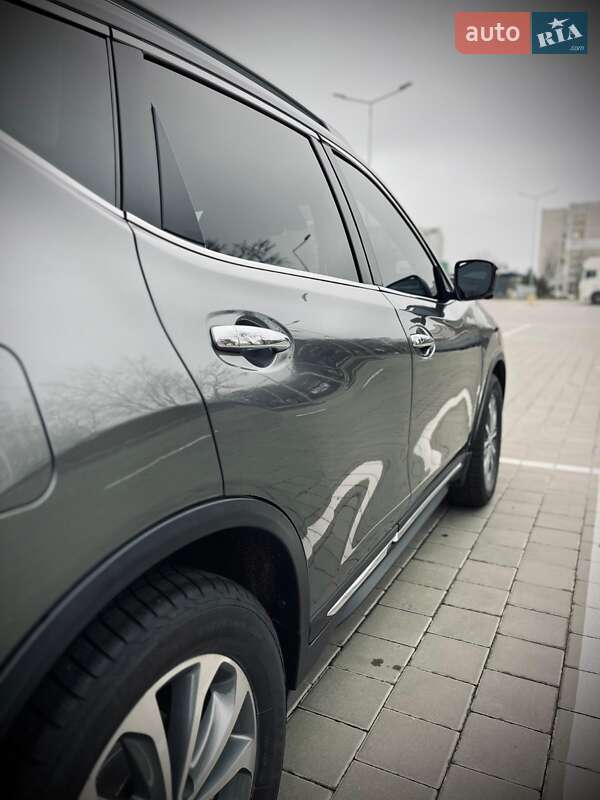 Внедорожник / Кроссовер Nissan Rogue 2018 в Одессе