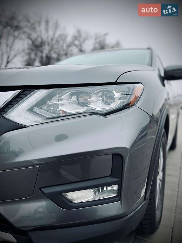 Внедорожник / Кроссовер Nissan Rogue 2018 в Одессе