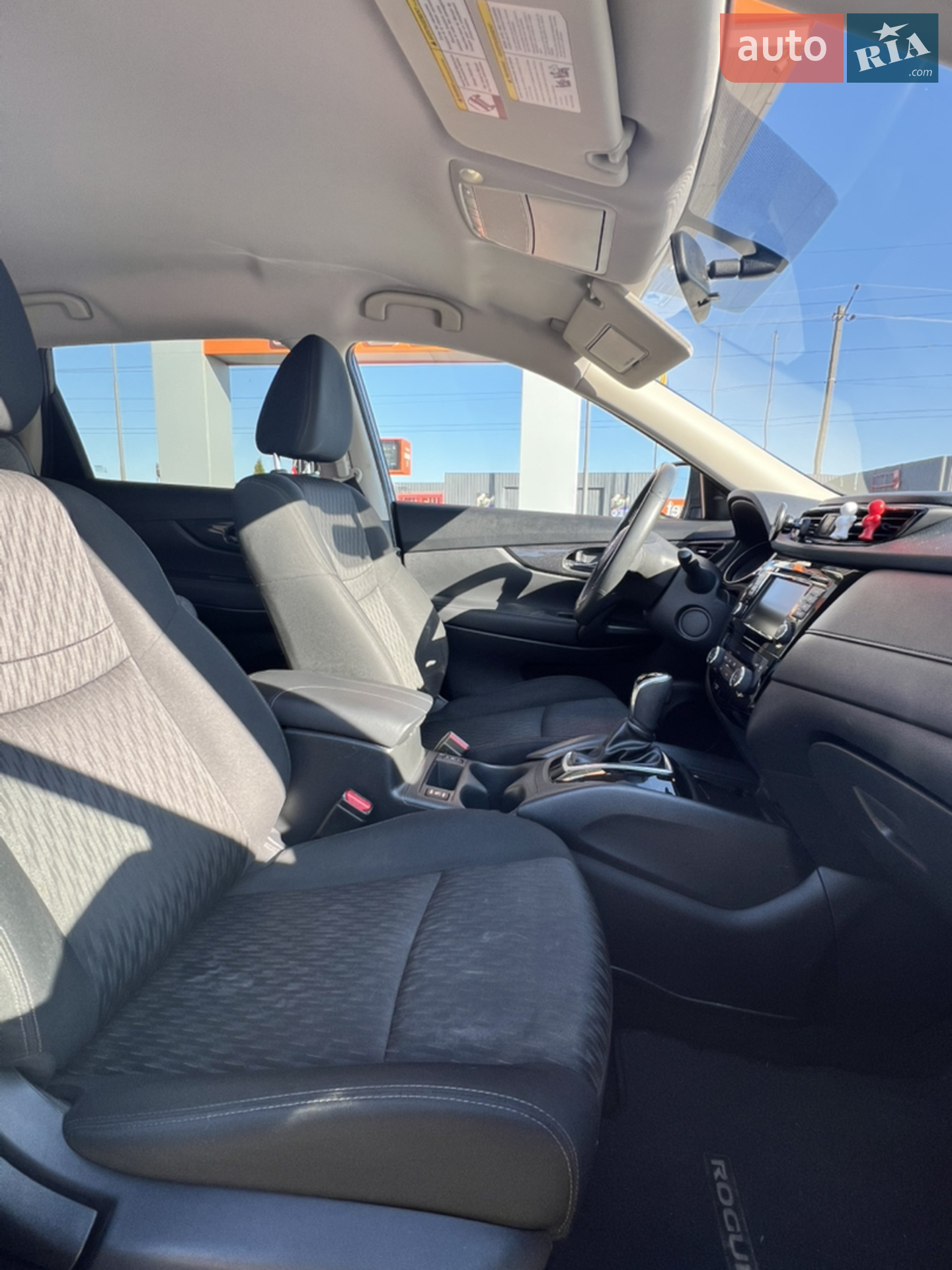 2018 Nissan Rogue - мініатюра 3