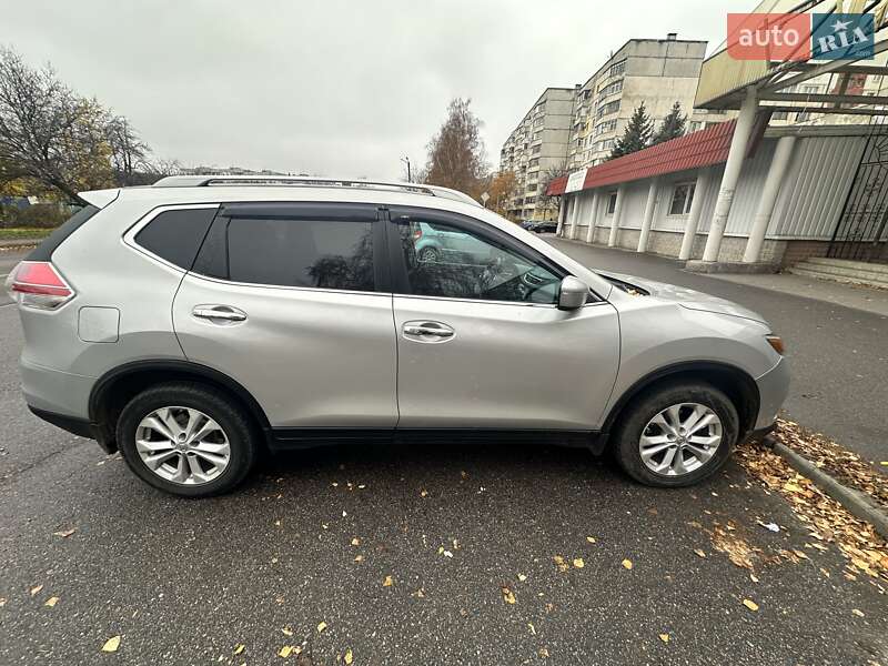 Внедорожник / Кроссовер Nissan Rogue 2014 в Полтаве