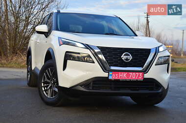 Позашляховик / Кросовер Nissan Rogue 2021 в Дрогобичі