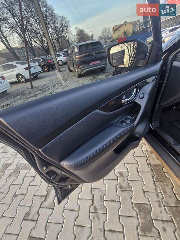 Внедорожник / Кроссовер Nissan Rogue 2018 в Ужгороде фото 35 Внедорожник / Кроссовер Nissan Rogue 2018 в Ужгороде