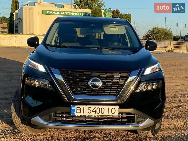 Внедорожник / Кроссовер Nissan Rogue 2021 в Полтаве