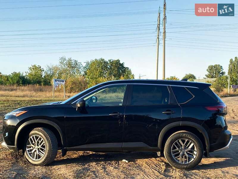 Внедорожник / Кроссовер Nissan Rogue 2021 в Полтаве