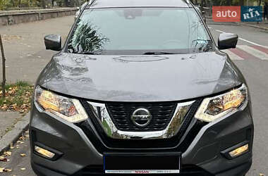 Внедорожник / Кроссовер Nissan Rogue 2019 в Киеве