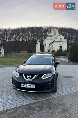 Позашляховик / Кросовер Nissan Rogue 2015 в Львові