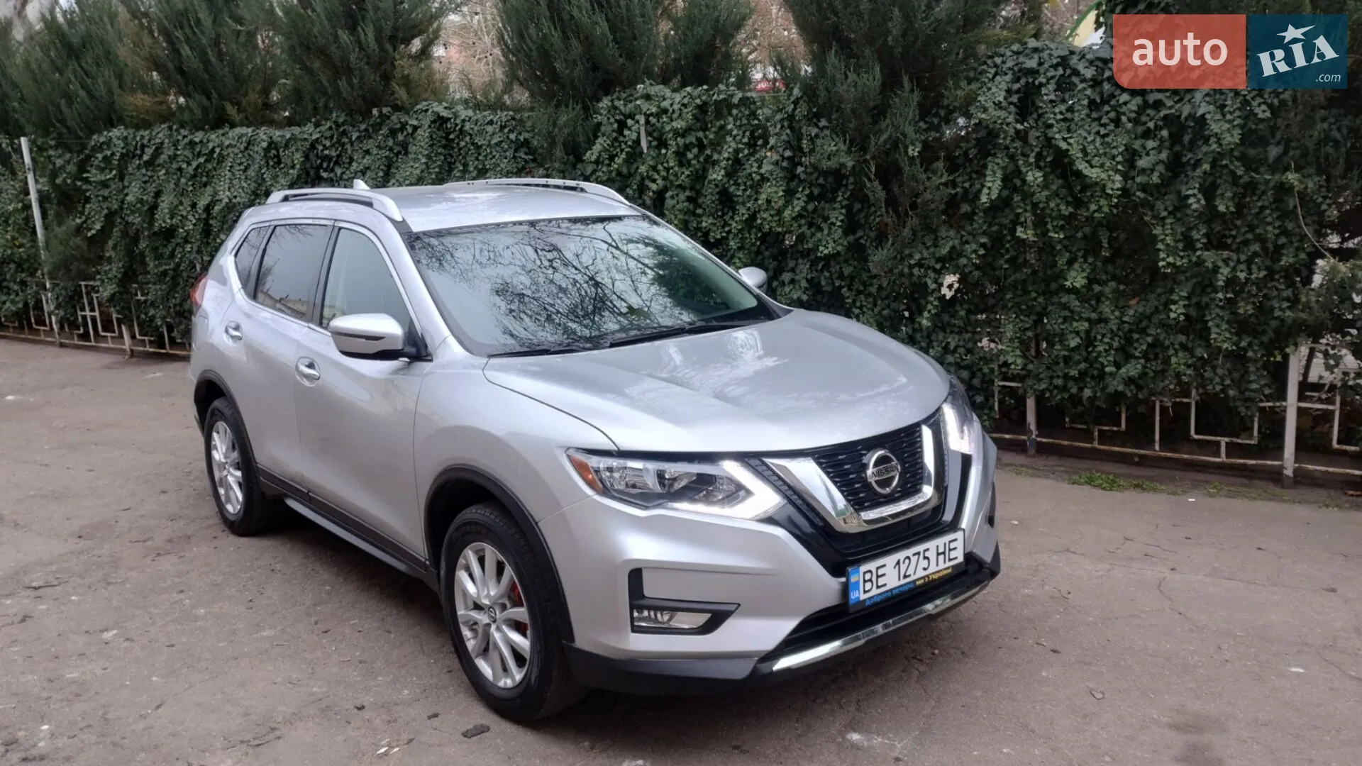 2019 Nissan Rogue - мініатюра 2