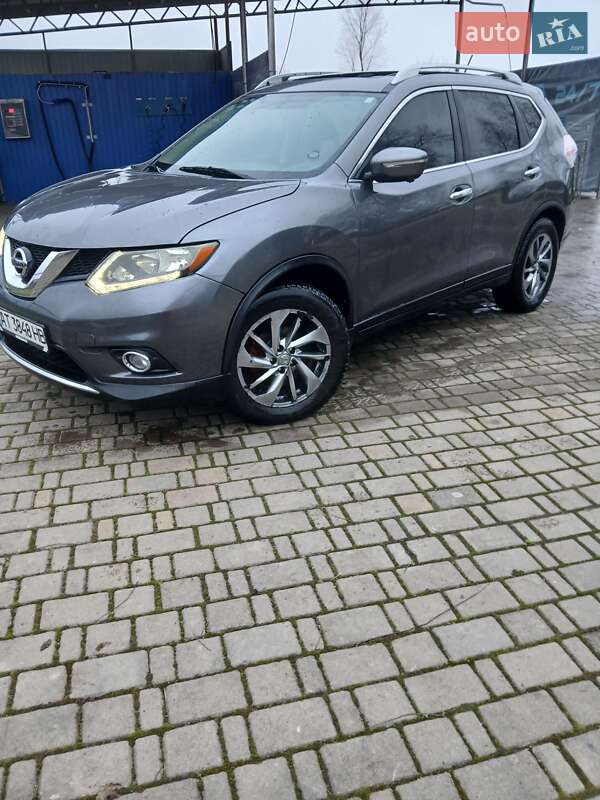 Позашляховик / Кросовер Nissan Rogue 2014 в Івано-Франківську