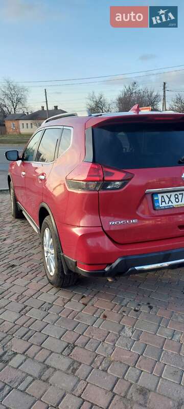 Позашляховик / Кросовер Nissan Rogue 2017 в Харкові