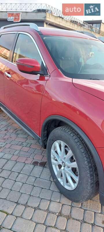 Позашляховик / Кросовер Nissan Rogue 2017 в Харкові