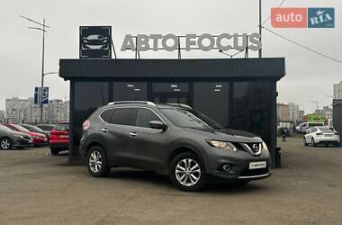 Позашляховик / Кросовер Nissan Rogue 2016 в Києві