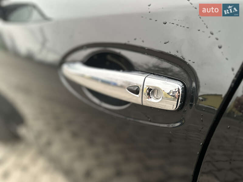 Позашляховик / Кросовер Nissan Rogue 2018 в Городку