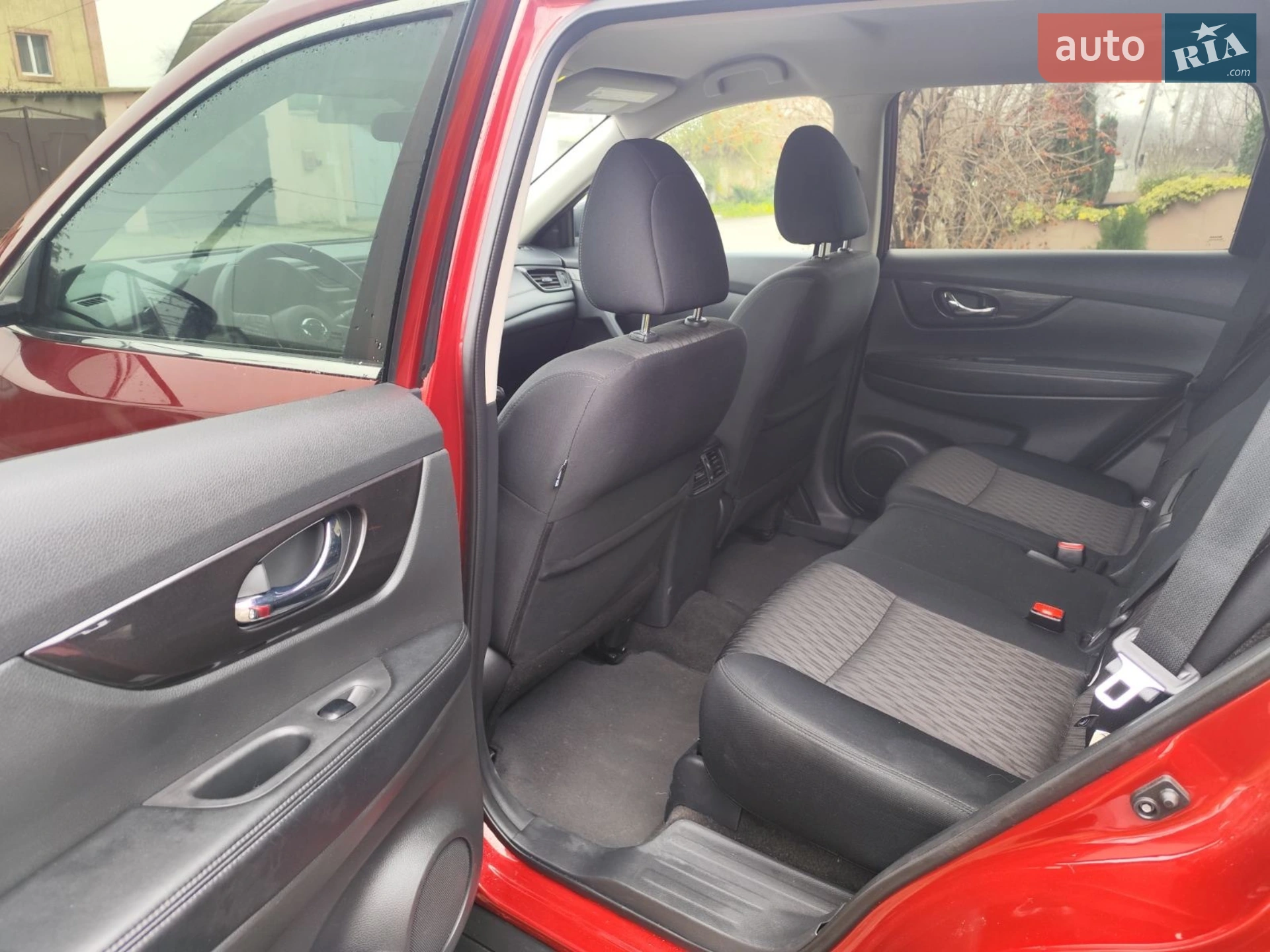 2018 Nissan Rogue - мініатюра 8