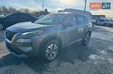 Позашляховик / Кросовер Nissan Rogue 2023 в Львові