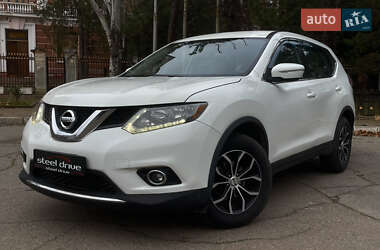 Внедорожник / Кроссовер Nissan Rogue 2016 в Николаеве