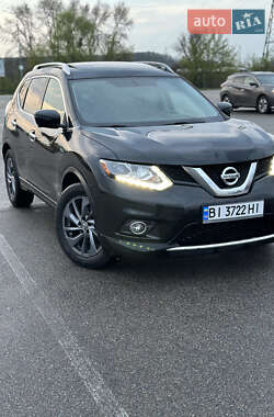 Позашляховик / Кросовер Nissan Rogue 2016 в Києві