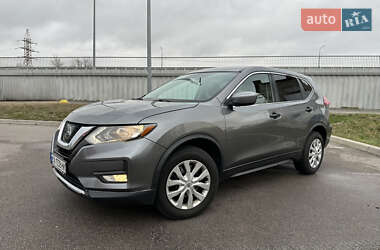 Внедорожник / Кроссовер Nissan Rogue 2018 в Киеве