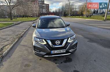Позашляховик / Кросовер Nissan Rogue 2017 в Дніпрі