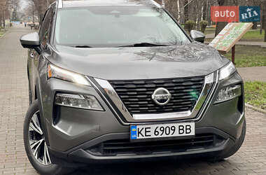 Позашляховик / Кросовер Nissan Rogue 2020 в Кам'янському