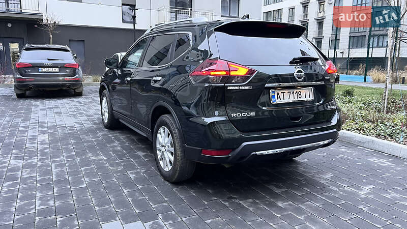 Внедорожник / Кроссовер Nissan Rogue 2018 в Ивано-Франковске