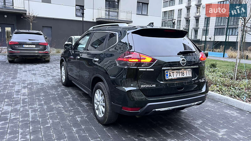 Внедорожник / Кроссовер Nissan Rogue 2018 в Ивано-Франковске