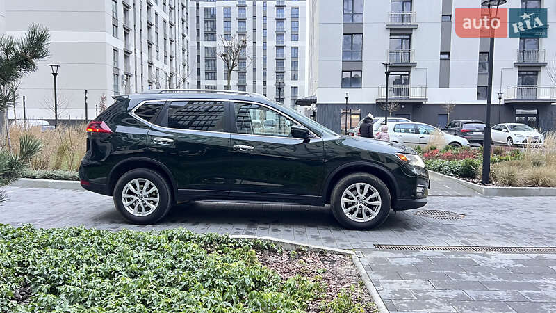 Внедорожник / Кроссовер Nissan Rogue 2018 в Ивано-Франковске