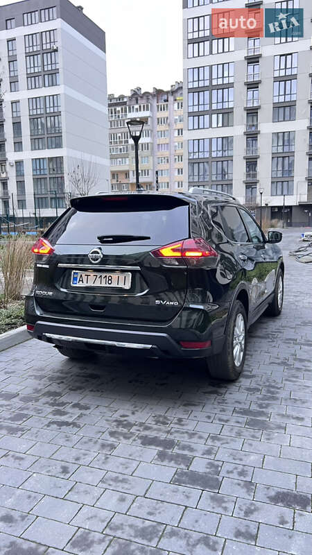 Внедорожник / Кроссовер Nissan Rogue 2018 в Ивано-Франковске