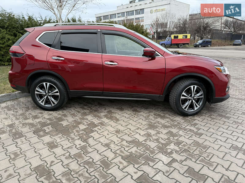 Внедорожник / Кроссовер Nissan Rogue 2018 в Белой Церкви