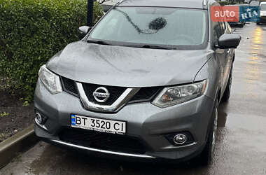 Позашляховик / Кросовер Nissan Rogue 2015 в Львові